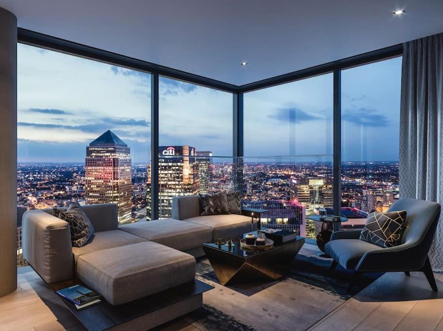 Skyview Waterside City Luxury Apartment Лондон Экстерьер фото